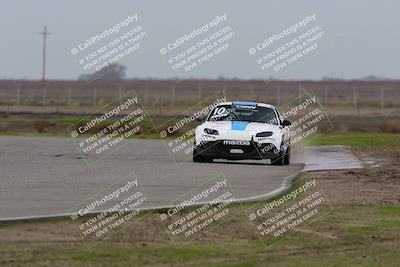 media/Jan-15-2023-CalClub SCCA (Sun) [[40bbac7715]]/Group 1/Qualifying (Sweeper)/